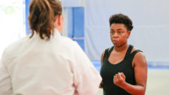 Curso de Karate - modalidade feminina no CEPEUSP. Foto: Cecília Bastos/USP Imagens