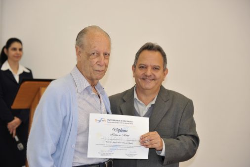 Homenagem, da Prefeitura do campus de Ribeirão Preto, ao prof. José Eduardo Dutra de Oliveira, 2013