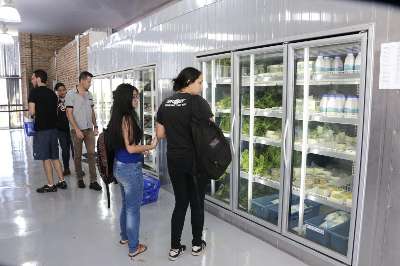 Pirassununga inaugura Seção de Vendas de alimentos produzidos pela USP –  Jornal da USP