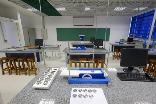 Escola de Engenharia de Lorena – Laboratório Didático de Física Experimental I