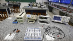 Escola de Engenharia de Lorena – Laboratório Didático de Física Experimental III
