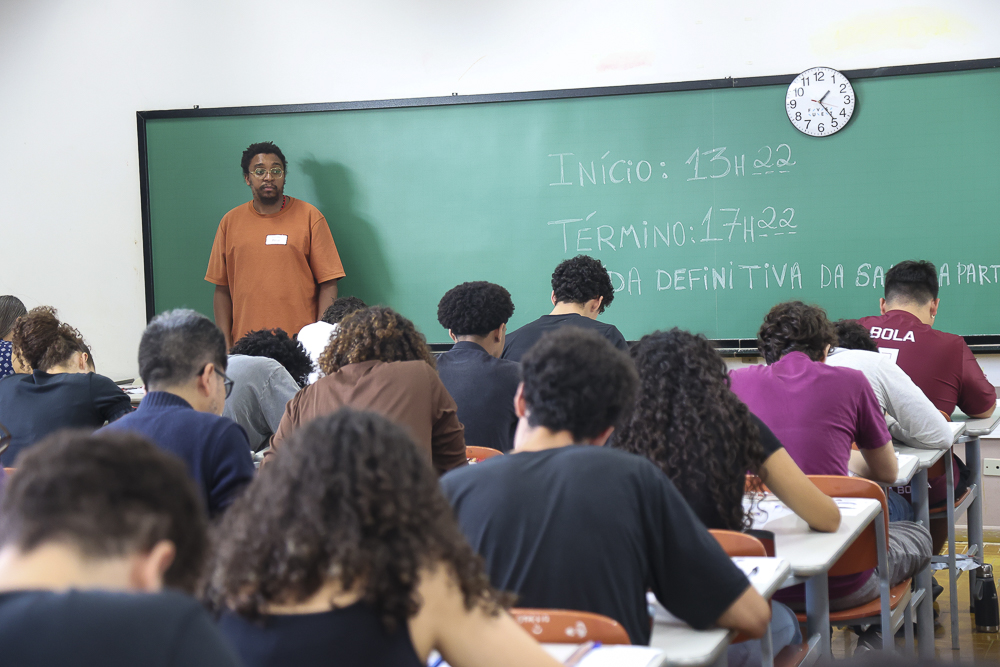 Prova da segunda fase da Fuvest 2025 na Poli Biênio. Foto: Cecília Bastos/USP Imagens